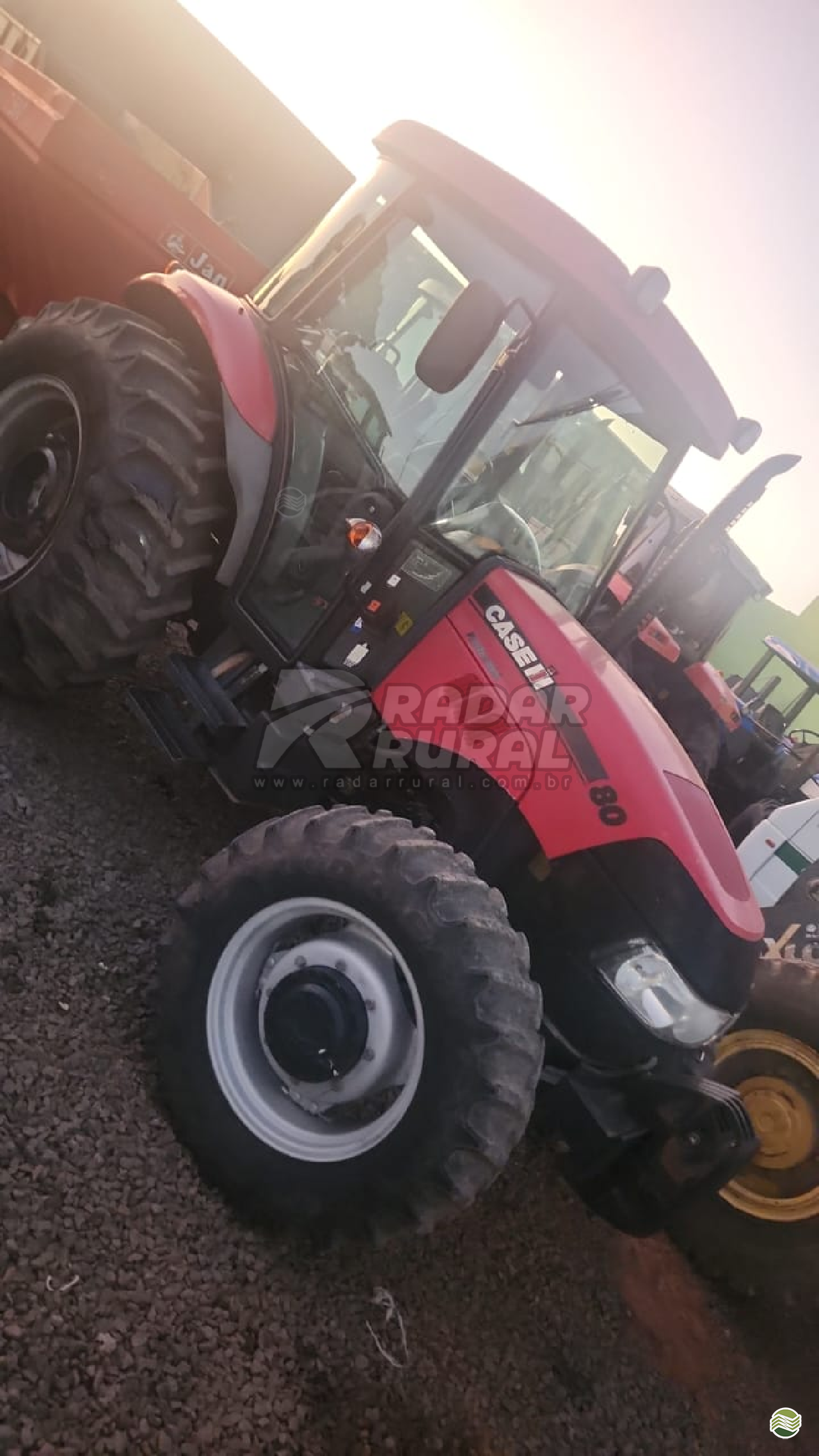 TRATOR CASE CASE Farmall 80 Tração 4x4 Radar Rural VERA CRUZ SÃO PAULO SP